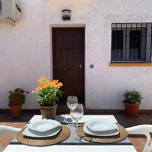 https://a-estrenar-apartamento-cntrico-privado-con-porche-soleado.es-andalucia.com